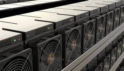 High-efficiency cooling systems in large-scale mining farm